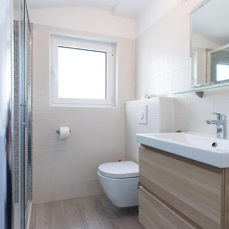 Holiday home Valica Mit Privatem Pool By Interhome Porat (Krk)