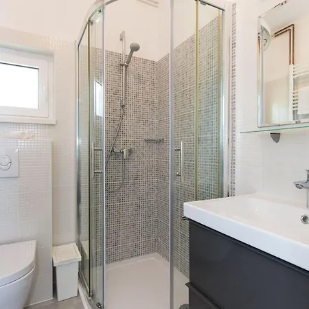 Holiday home Valica Mit Privatem Pool By Interhome Porat (Krk)